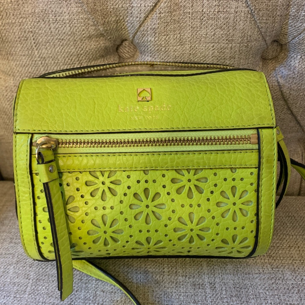 Kate Spade ♠️ bright green zip pocketbook